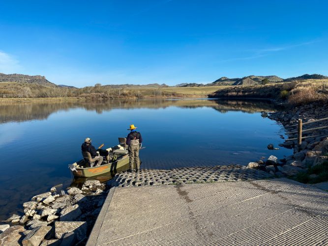 A new day full of anticipation at the put in - Missouri River Fishing