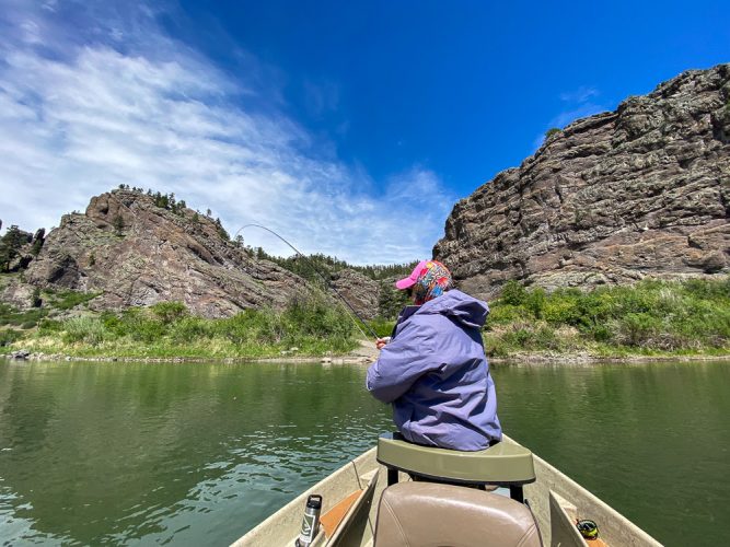 Tight lines at Mountain Palace