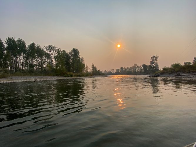 Smokey start to the day - Fall Fishing in Montana